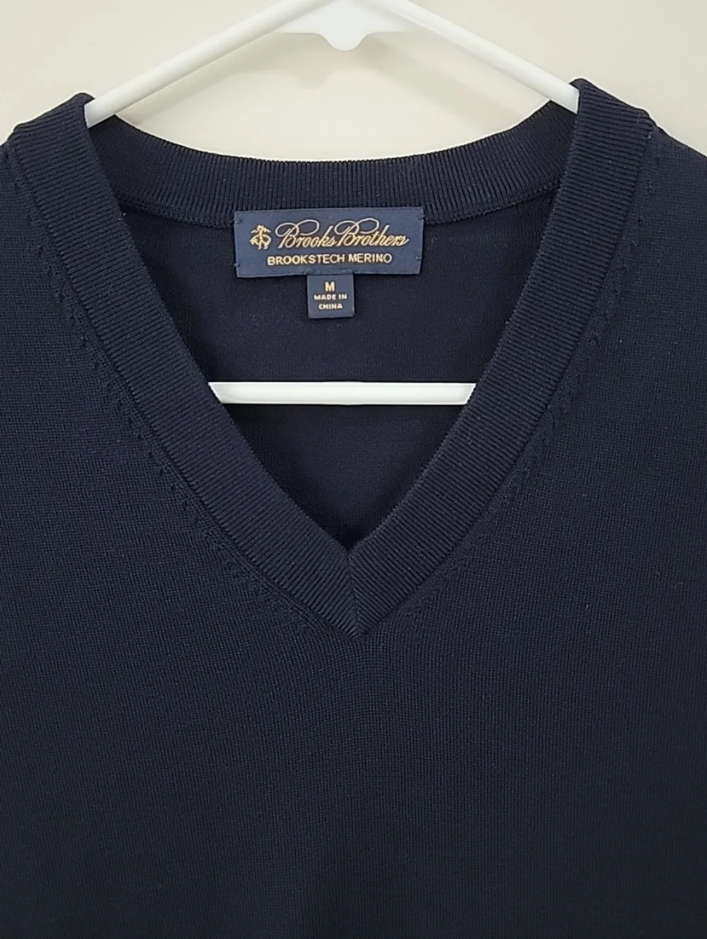 Brooks Brothers Vest Navy Extra Fine Merino Wool V-Neck Pullover Men’s M EUC